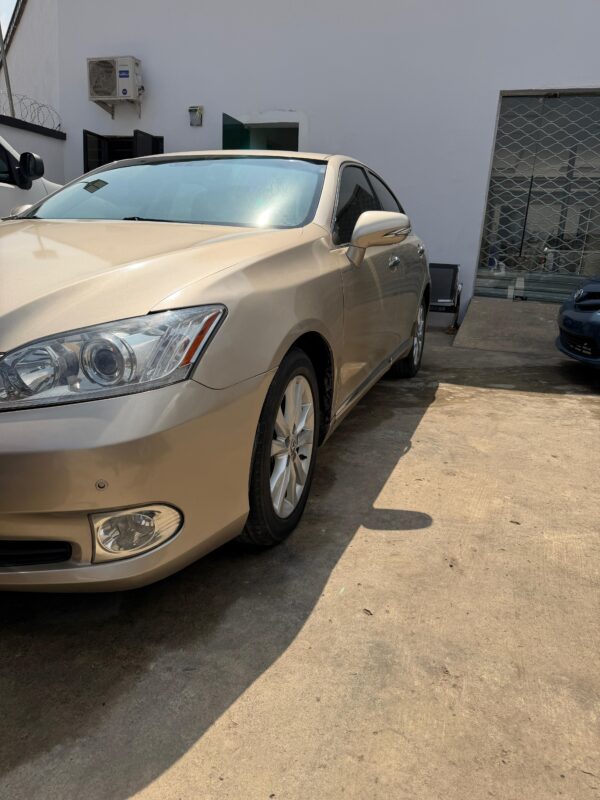 2011 Lexus ES 350