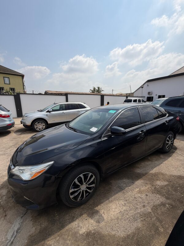 2017 Toyota Camry XSE