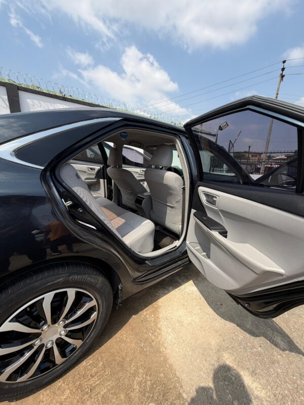 2017 Toyota Camry XSE