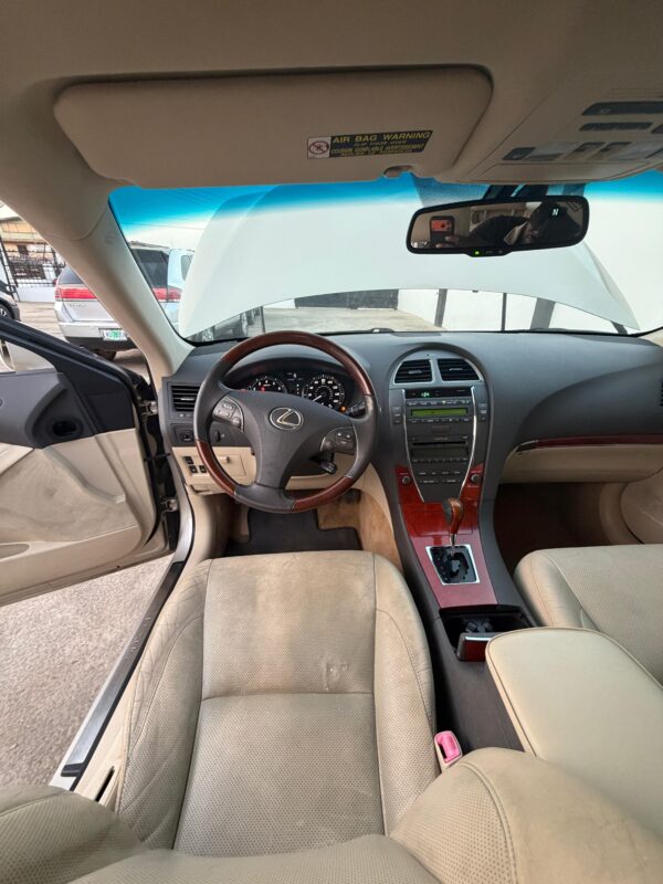2011 Lexus ES 350