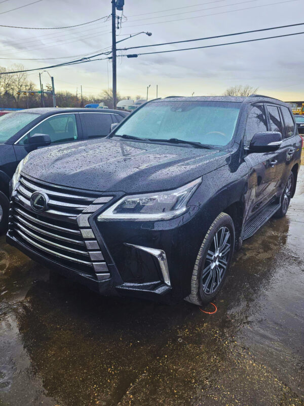 2019 Lexus LX 570