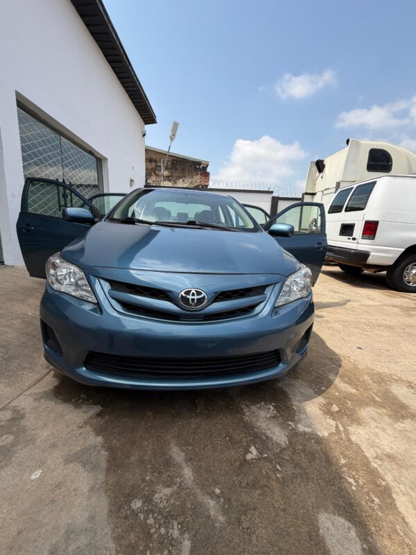 2012 Toyota Corolla LE