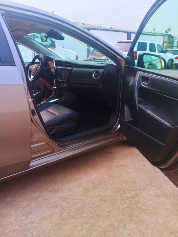 2019 Toyota Corolla XSE