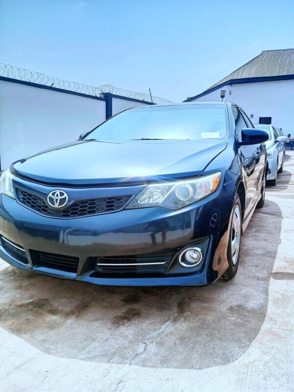 lv_0_20260331120946 2014 Toyota Camry SE