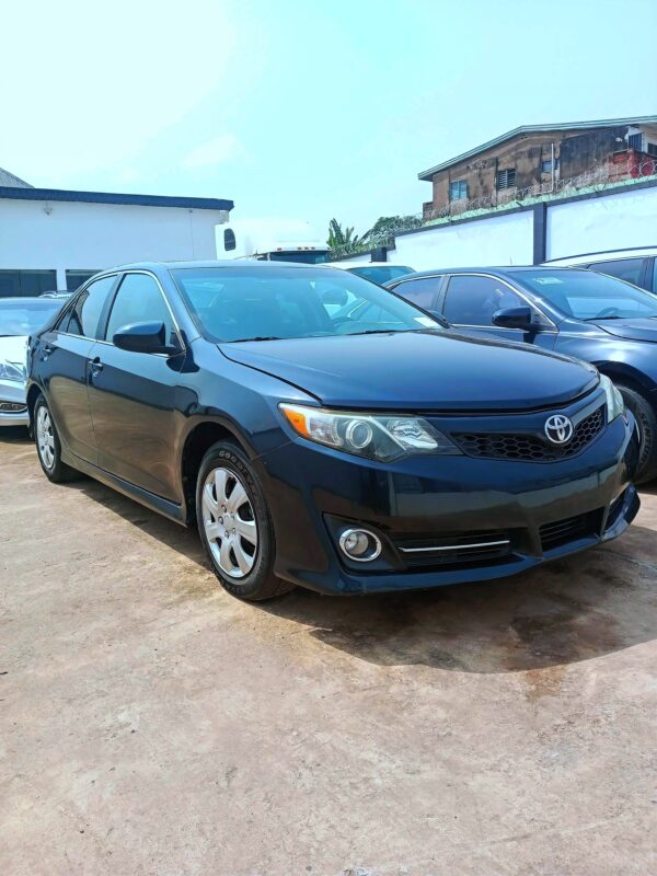 lv_0_20260331131659 2014 Toyota Camry SE