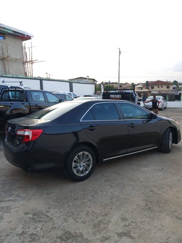 2014 Toyota Camry LE